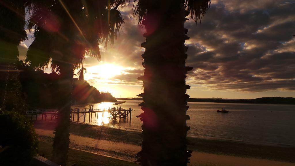 The Beach House Kawau Island Esterno foto