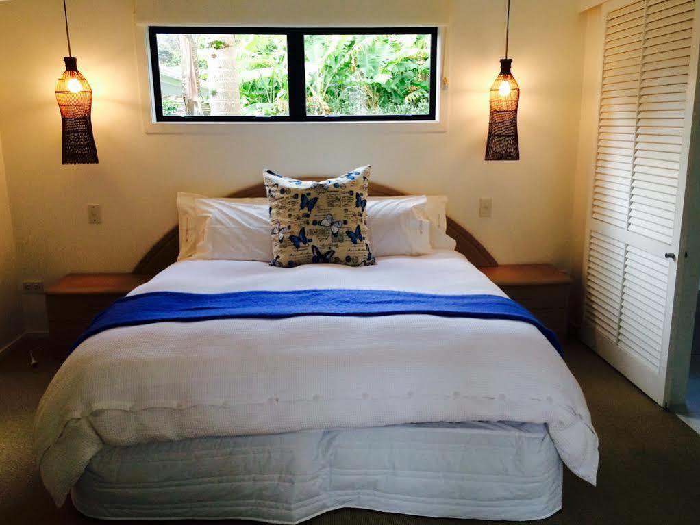 The Beach House Kawau Island Esterno foto